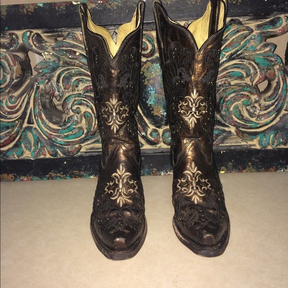 Black & Copper metallic studded Corral boots 7.5 - Picture 2 of 5